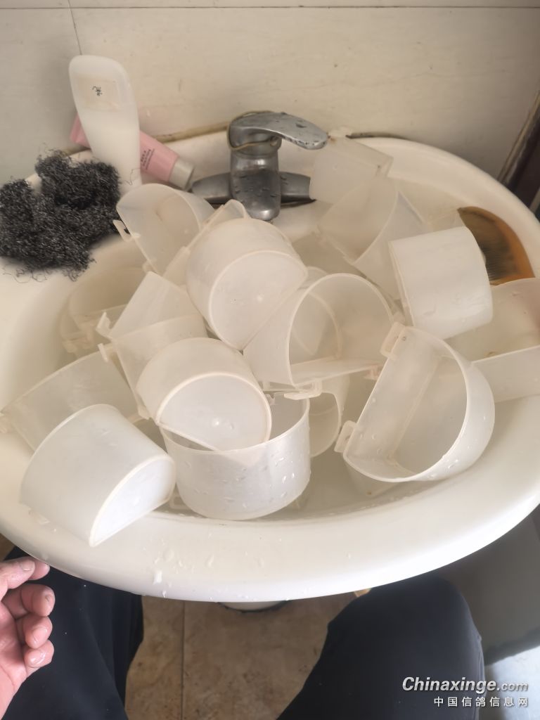 �������´��ڞg�[�DƬ